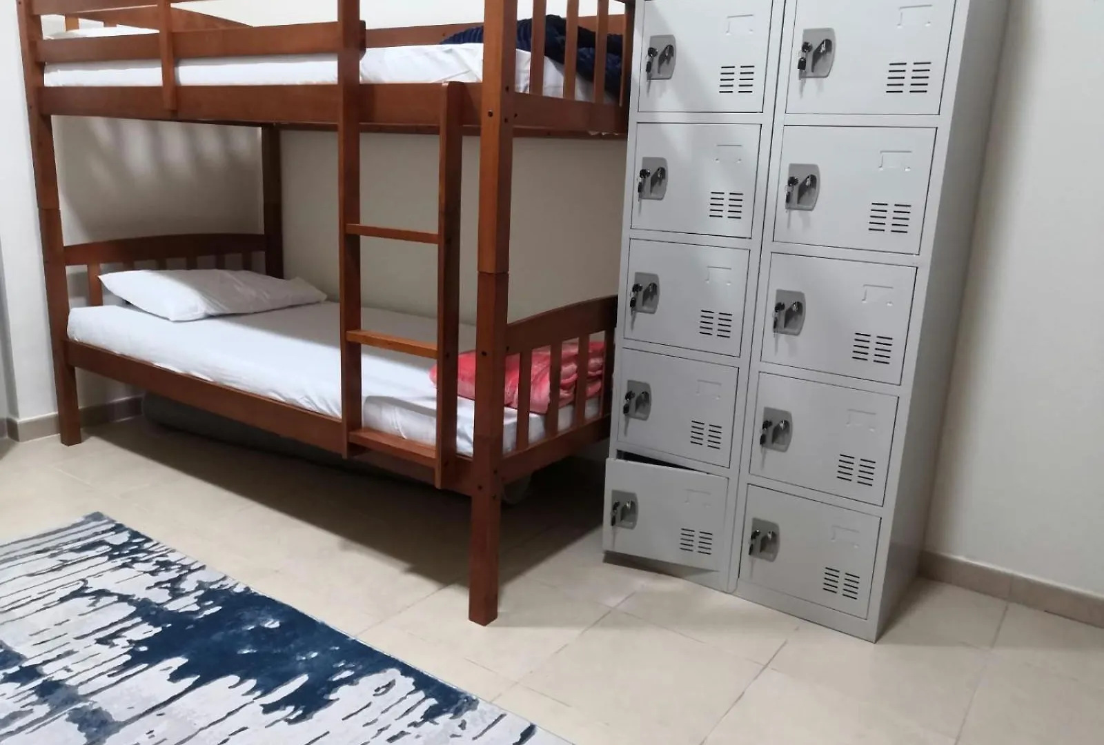 New Horizon Jbr Hostel Dubai
